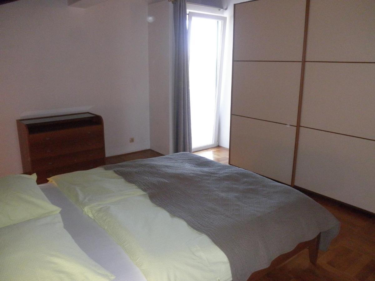 Apartment Preka Palit Eksteriør billede