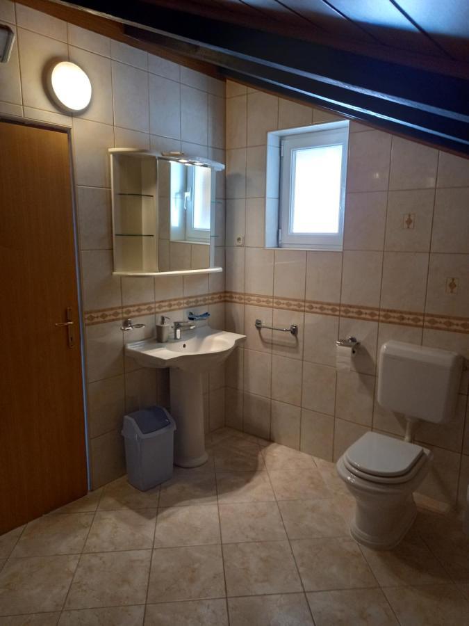 Apartment Preka Palit Eksteriør billede